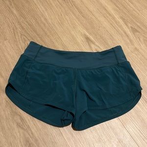 Lululemon speed up low rise lined short 2.5”